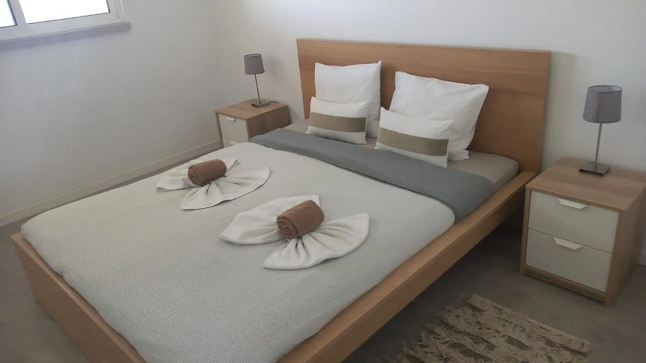 Room Near The Airport Lisbona Alloggio in famiglia