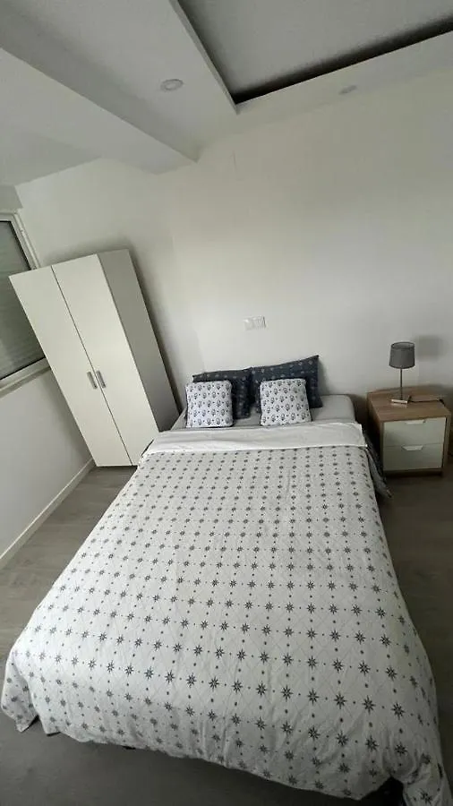 Room Near The Airport Lisbona